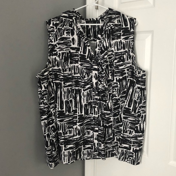 Plus Size Sleeveless Shirt - Picture 1 of 3